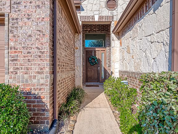 2nd image of 4931 Keegan Run Dr