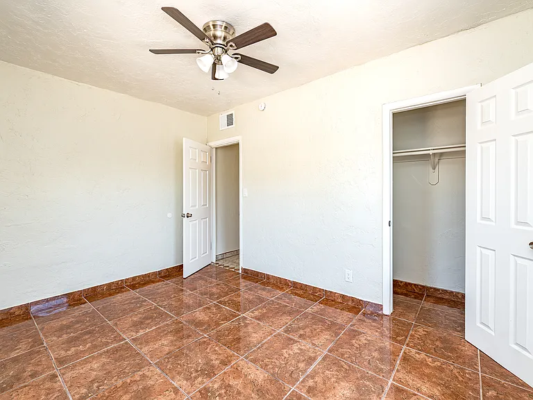 115 S Palomas Ave — Photo 18