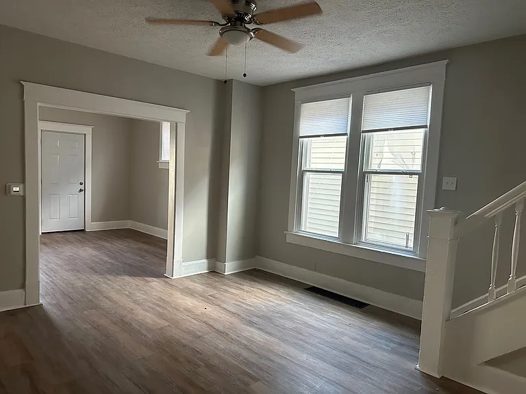 334 N Holmes Ave — Photo 5