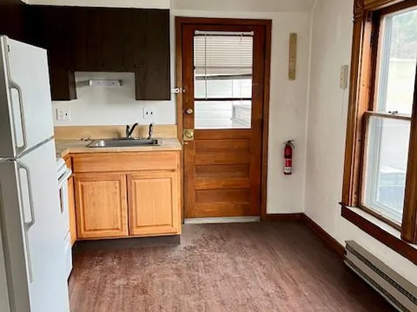 2 Wilson St #5, Barre, VT 05641