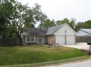 13011 Maxim Dr, Houston, TX 77065