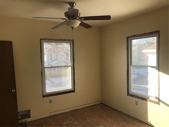 5th image of 100 Ferris St