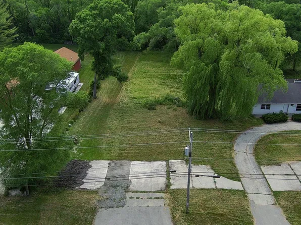 10534 SHERIDAN ROAD, Pleasant Prairie, WI 53158