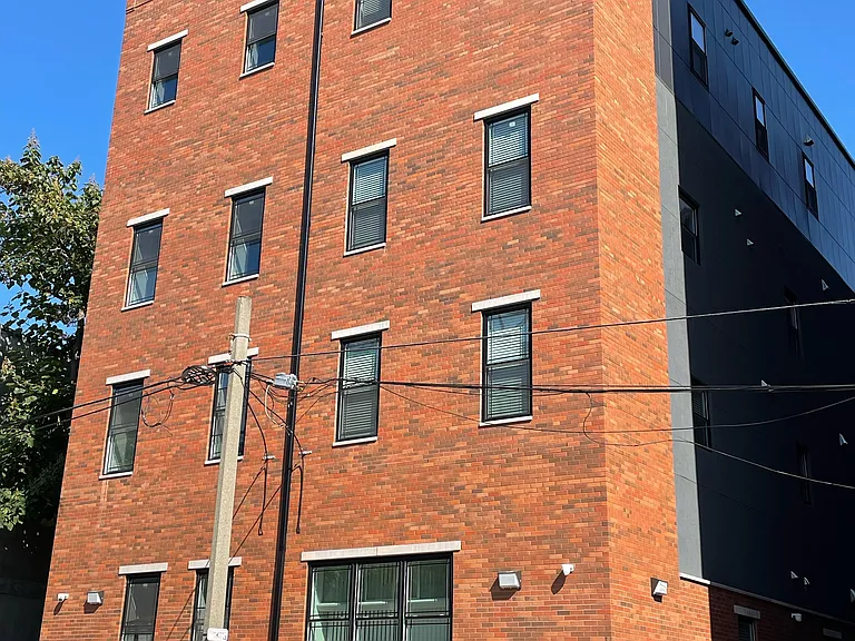 329 N 11th St #4R — Photo 9