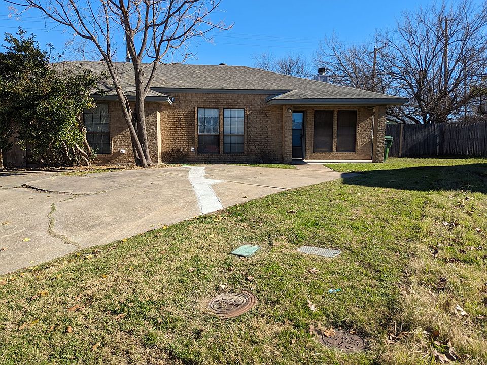 1st image of 212 Lanham Ct