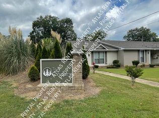 109 Cedar Ct, Wetumpka, AL 36092
