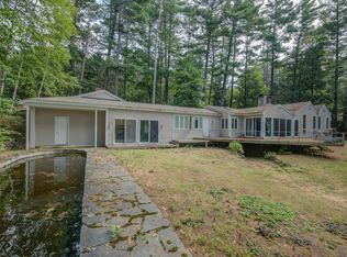 101 Sunset Shores Rd, New Gloucester, ME 04260