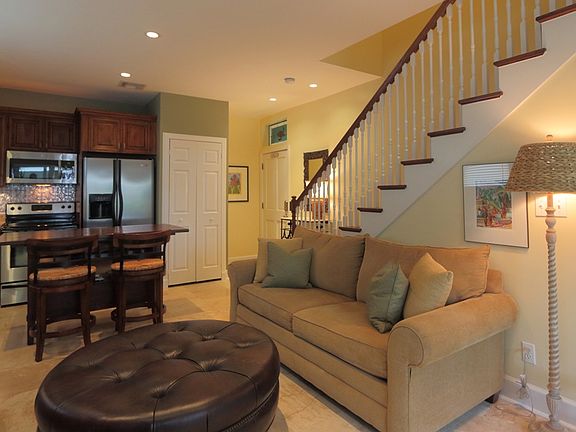 2nd image of 634 Louisa Street #4