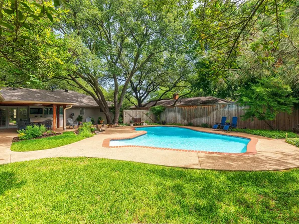 3212 Woodwind Ln, Dallas, TX 75229