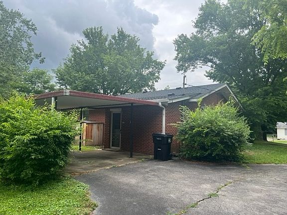 2nd image of 1823 Greerson Dr