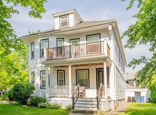 61 Pine St #1, Belmont, MA 02478