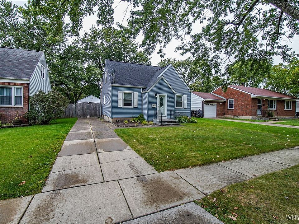 1st image of 46 Dalton Dr