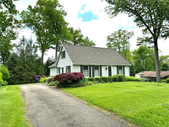 208 Oakland Ave, Butler, PA 16001