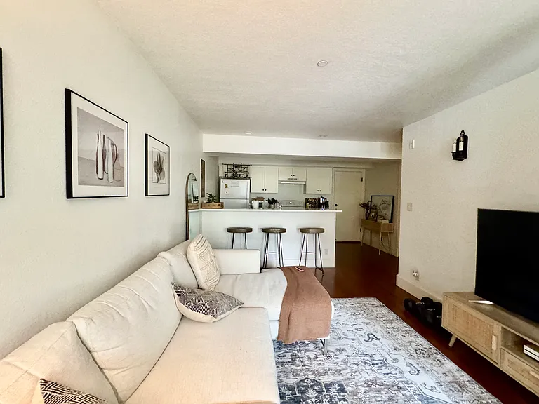 1707 Taylor Ave N #1707DP — Photo 4