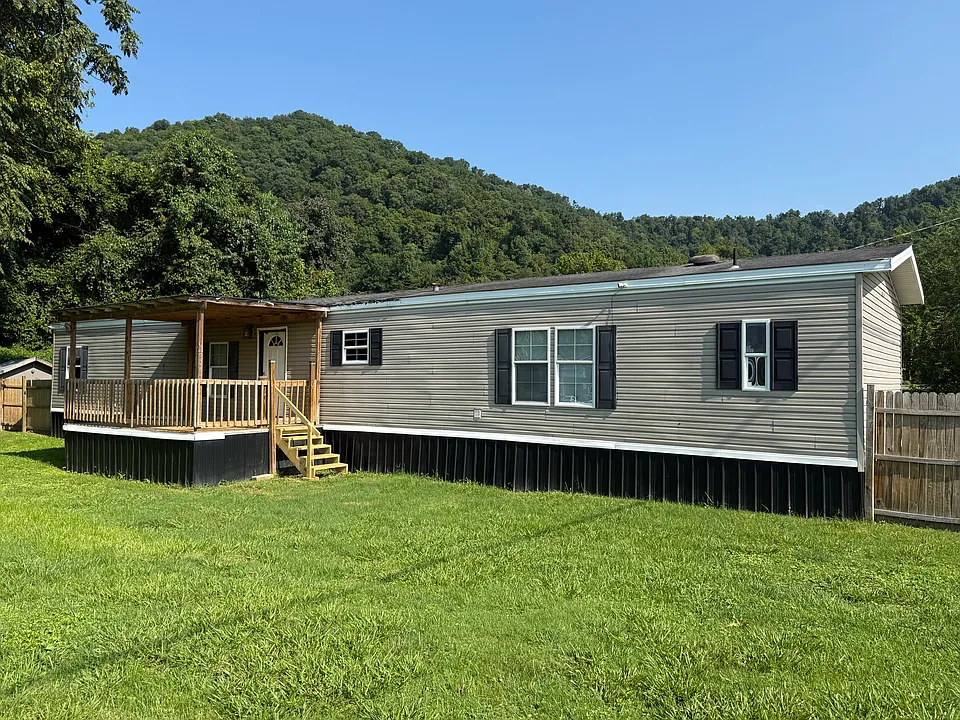 22 Zeigler Dr