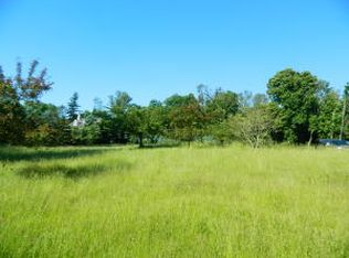 88 Devonwood Ln, New Canaan, CT 06840