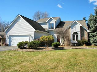 110 Crescent Hill Dr, Ortonville, MI