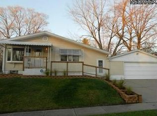 2947 Popham St, Akron, OH 44314
