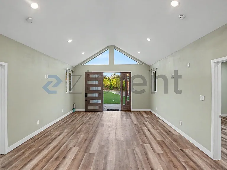 5594 Western Ave #ADU — Photo 5