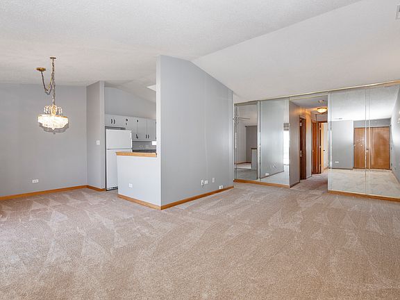 4th image of 16036 Crystal Creek Dr APT 3A
