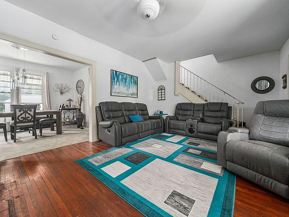 4th image of 755 Euclaire Ave