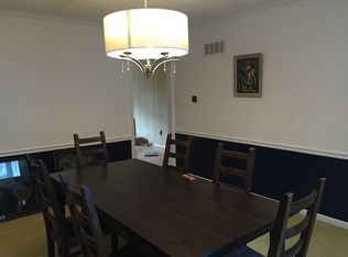 3160 Round Hill Rd, York, PA 17402