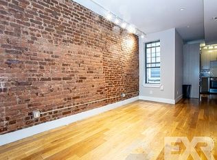 1718 Linden St #2L, Ridgewood, NY 11385