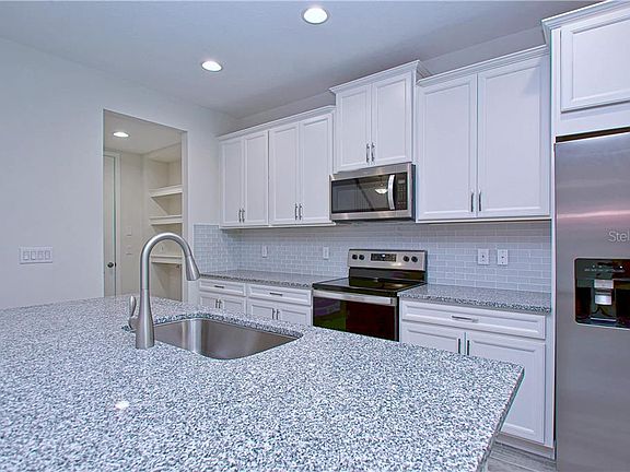 4th image of 6233 Scarlet Darter Way
