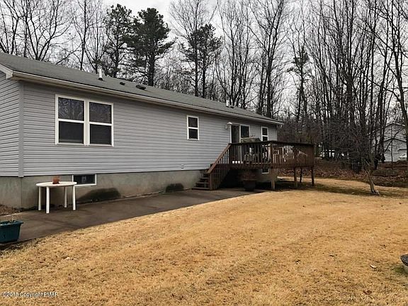 3rd image of 1136 N Rocky Mountain Dr