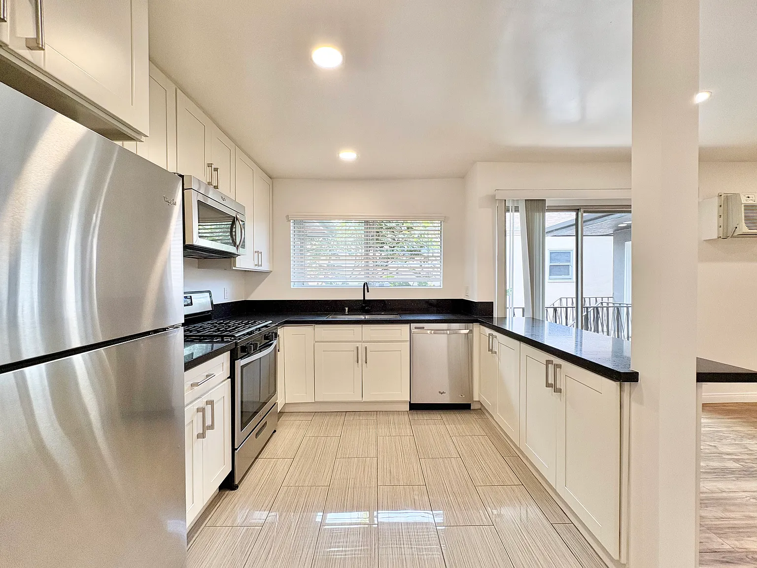 2 bed, $3,199 — Photo 3