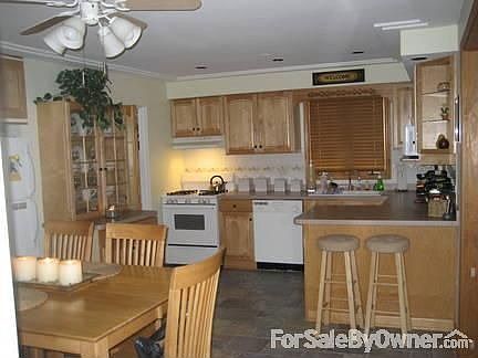3rd image of 10027 S Tripp Ave