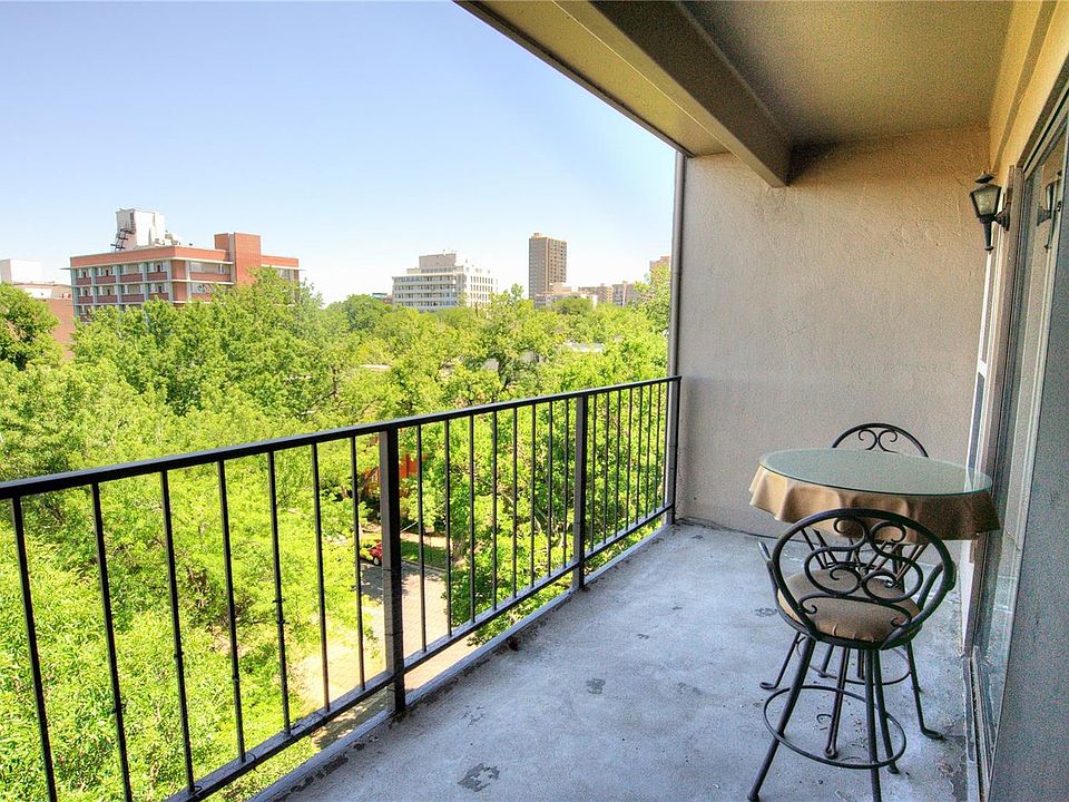1st image of 1433 N Williams St APT 703