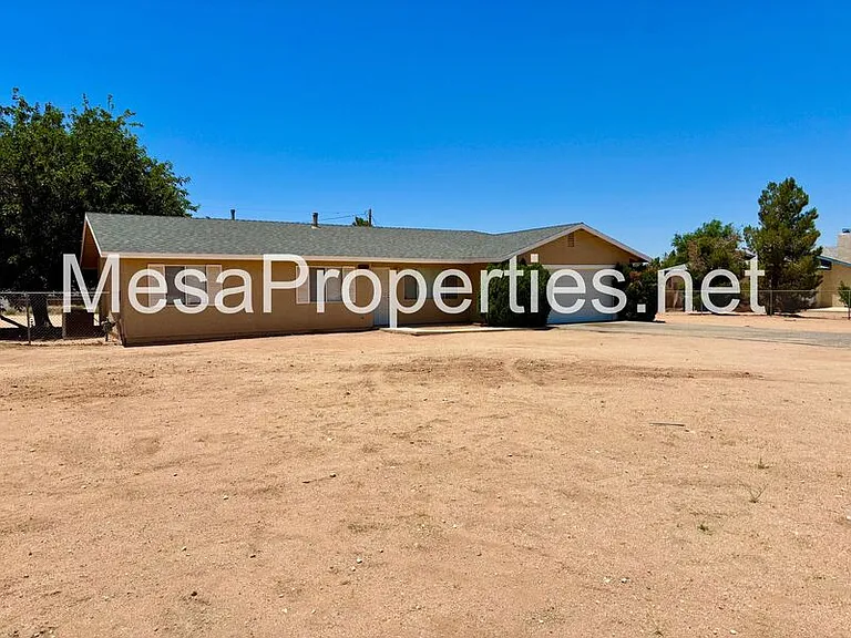 22189 Tajanta Ct — Photo 6