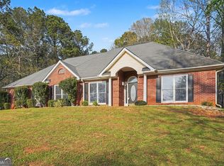 570 Morgan Ct, Hampton, GA 30228
