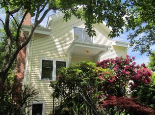 3706 NE 55th St, Seattle, WA 98105