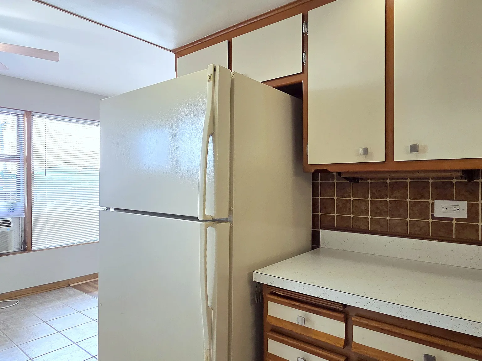 1 bed, 650 sqft, $1,295 — Photo 4