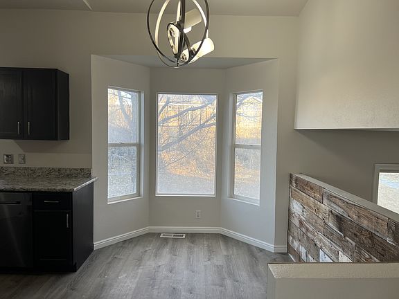 5th image of 1515 Glenmoor Dr