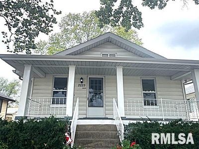 2225 S 6th St, Springfield, IL, 62703