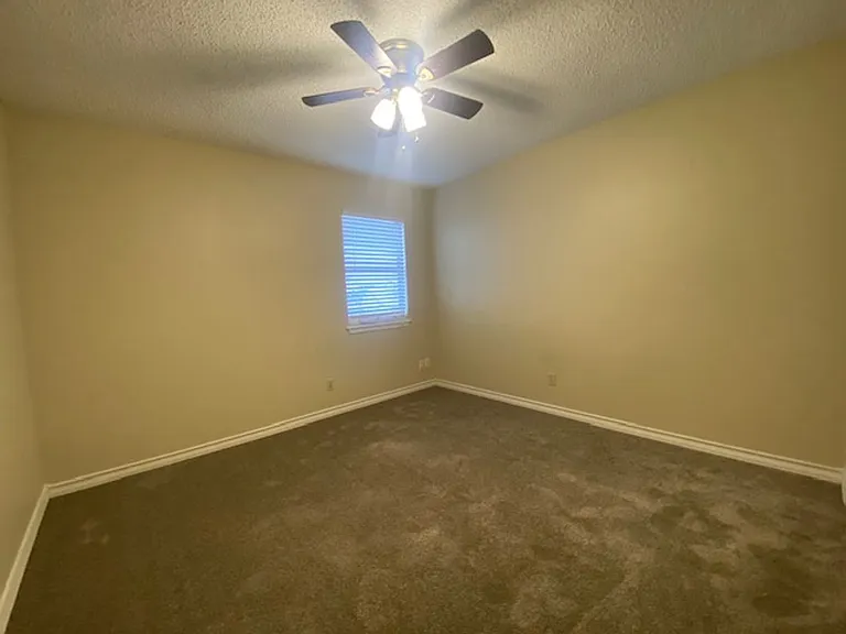 13913 Dasmarinas Dr — Photo 13