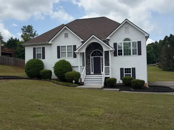 132 Katrina Dr, Powder Springs, GA 30127