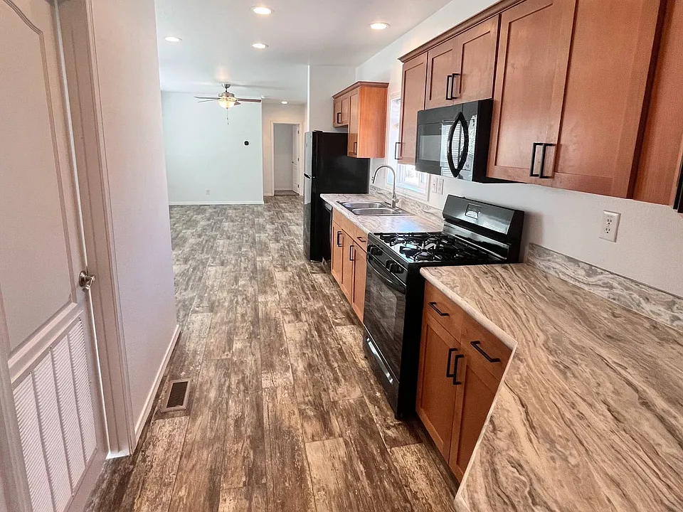 4100 N Romero Rd #75