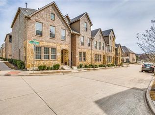 4428 Riverview Dr, Carrollton, TX 75010
