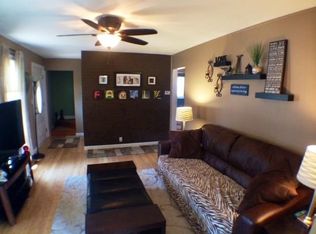 208 3rd St, Coal Valley, IL 61241