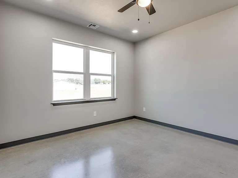 12571 US Highway 77 Hwy #109 — Photo 11