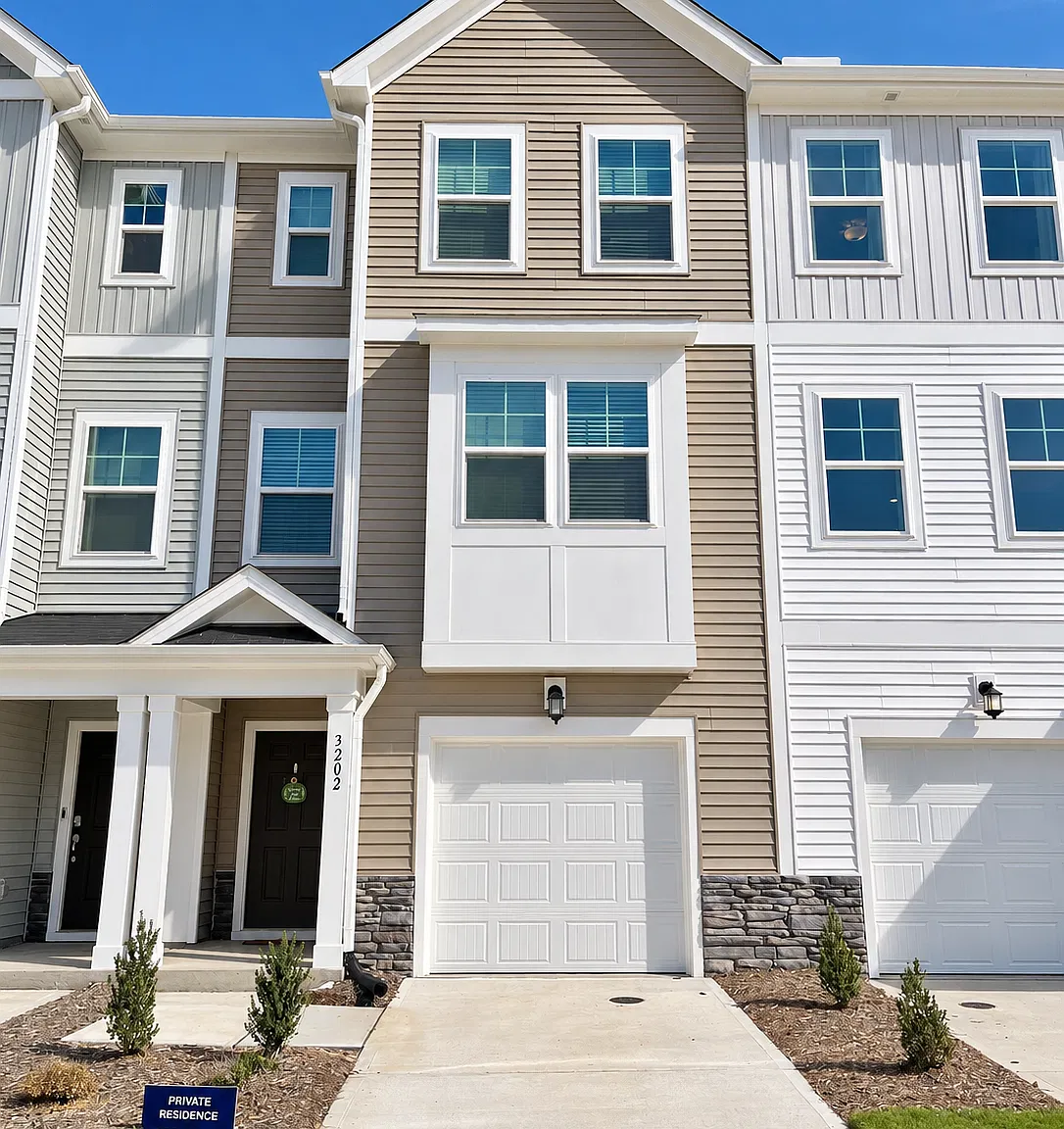 3 bed, 3.5 bath, 1920 sqft, $1,950 — Photo 1