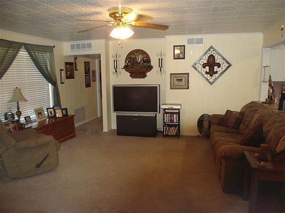 5th image of 4620 Clermont St