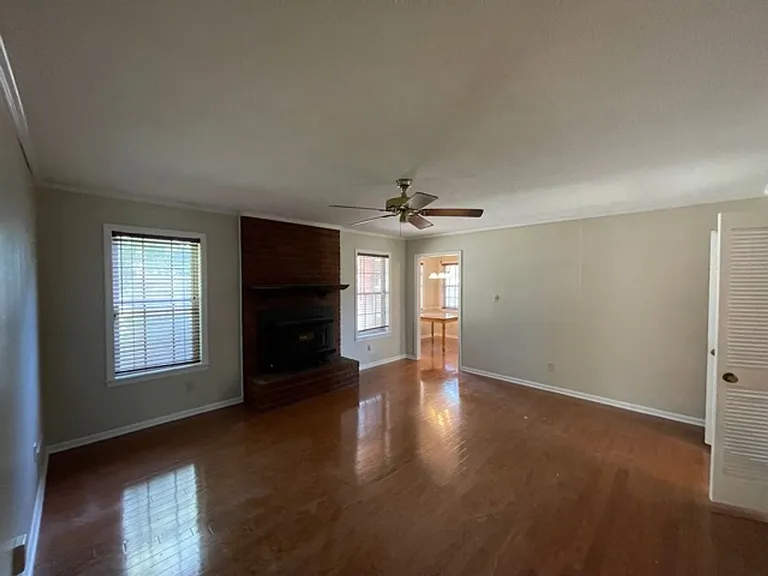 1210 Rasco Rd W — Photo 6