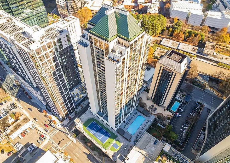 1280 W Peachtree St NW #2214