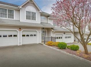 46 Forest Ridge Rd, Nyack, NY 10960