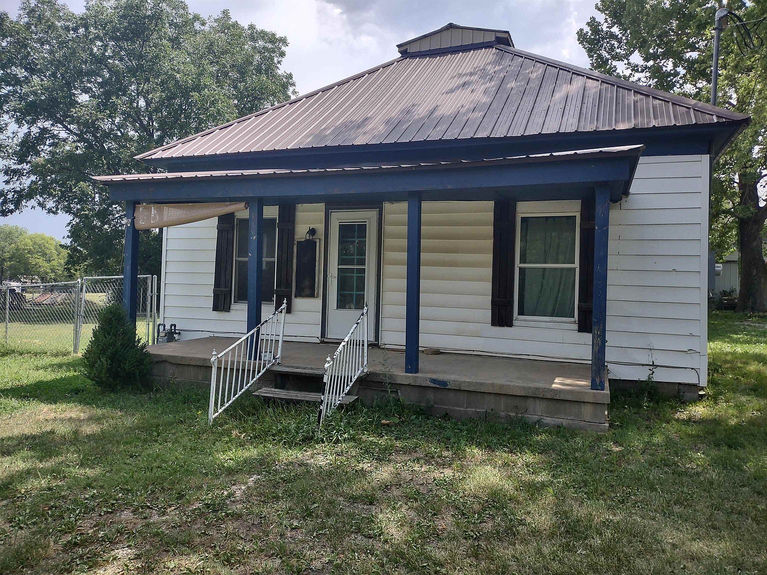 711 Merchants Ave, Fall River, KS 67047 Zillow